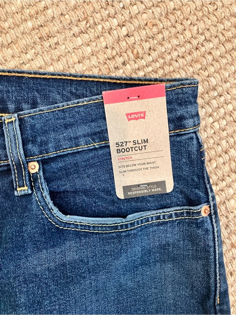 NWT 34x30 Men’s Levi’s 527 Slim Bootcut